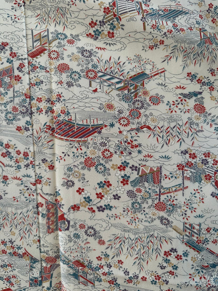 Silk Vintage Kimono Винтажное кимоно из шелка в белом цвете из фактурной ткани