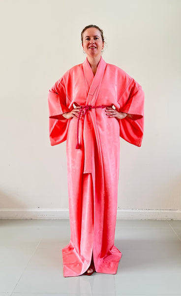 Silk Vintage Kimono (crepe de chine), Винтажное кимоно из шелка (крепдешин) в розовом цвете