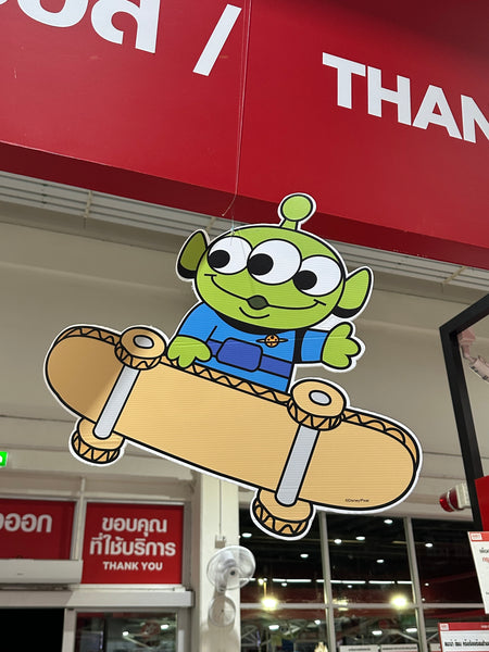 Makro Alien Remix Keychain Random Box toy, Мягкая игрушка с подвесом "Инопланетянин".