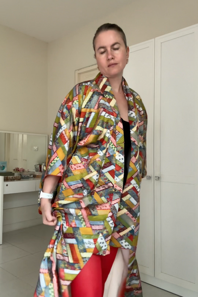 Silk Vintage Kimono (crepe de chine), Винтажное кимоно из шелка (крепдешин) в зеленом цвете с графичным орнаментом