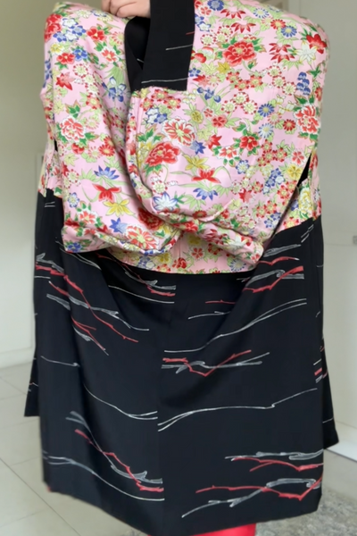 Silk Vintage Hahori Винтажное хаори из крепдышина в черном цвете с красными и белыми полосами