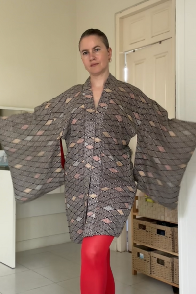 Silk Vintage Hahori Винтажное хаори из крепдышина с графичным рисунком и вышевкой на спине