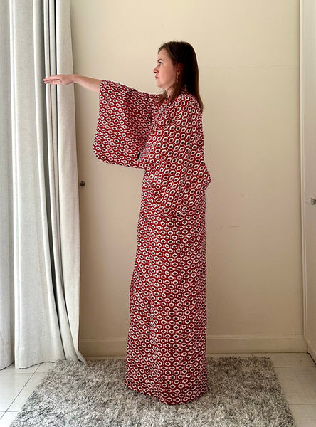 Silk Vintage Kimono Винтажное кимоно из хлопка в алом цвете с традиционным рисунком