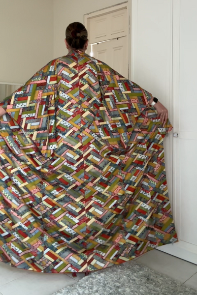 Silk Vintage Kimono (crepe de chine), Винтажное кимоно из шелка (крепдешин) в зеленом цвете с графичным орнаментом