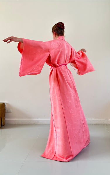 Silk Vintage Kimono (crepe de chine), Винтажное кимоно из шелка (крепдешин) в розовом цвете
