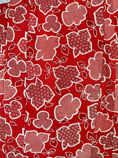 Silk Vintage Hahori Винтажное хаори из шелка в алом цвете с набивным цветочным рисунком