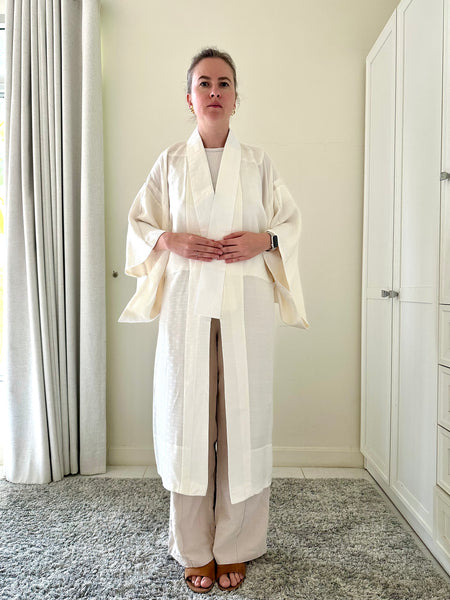 Silk Vintage Kimono Винтажное кимоно средней длины тонкое без подкладки с хлопковым воротником (нательное)