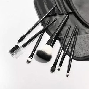Mistine Makeup Brush Kit Набор кистей для макияжа